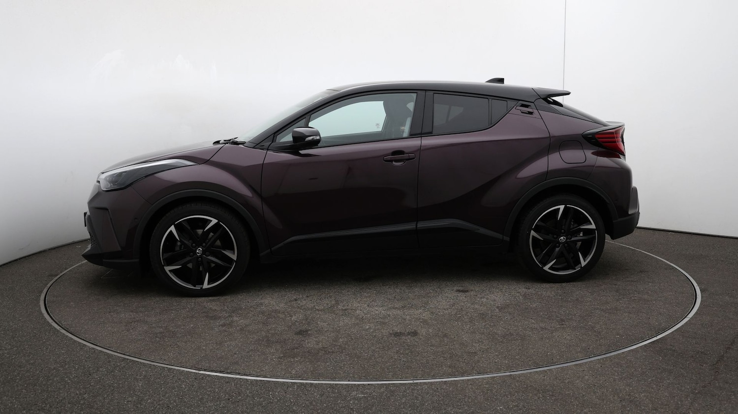 Used Toyota C-HR 2023 for sale - 76810283: Photo 59