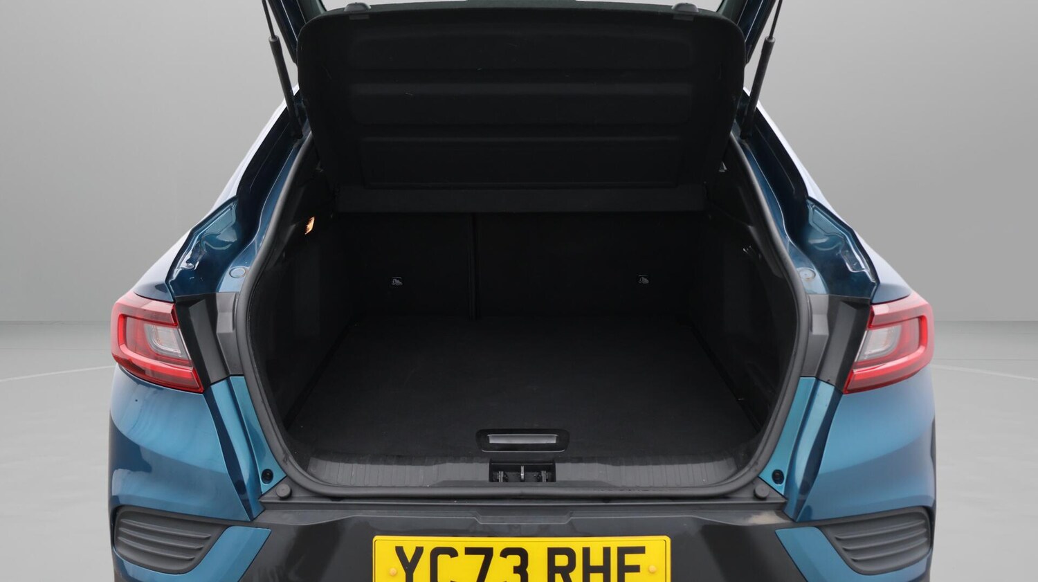 Used Renault Arkana 2023 for sale - 75916275: Photo 18