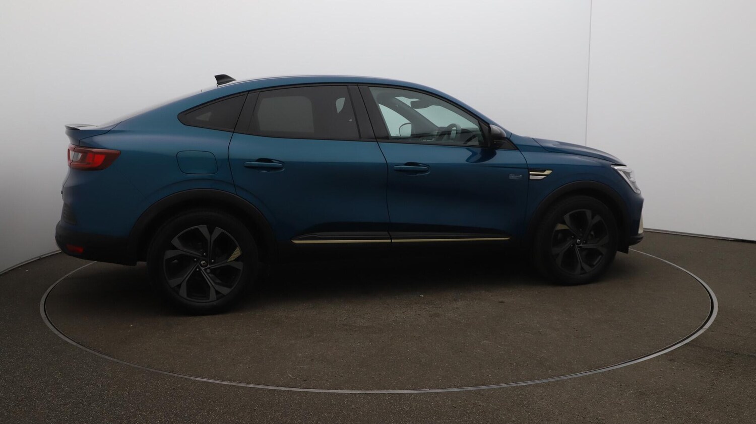 Used Renault Arkana 2023 for sale - 75916275: Photo 51