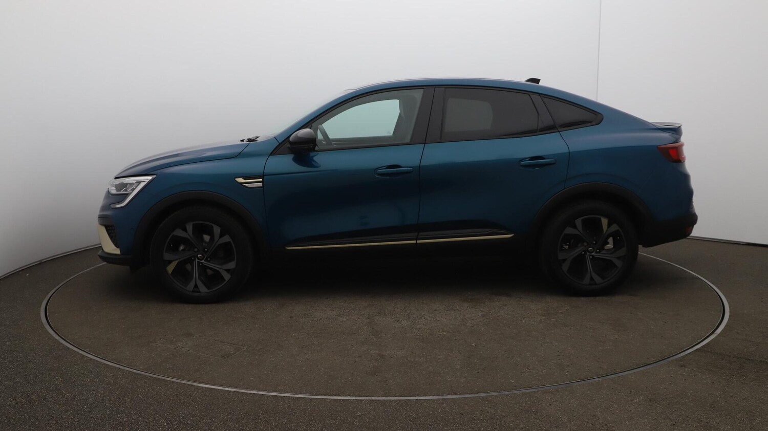 Used Renault Arkana 2023 for sale - 75916275: Photo 65