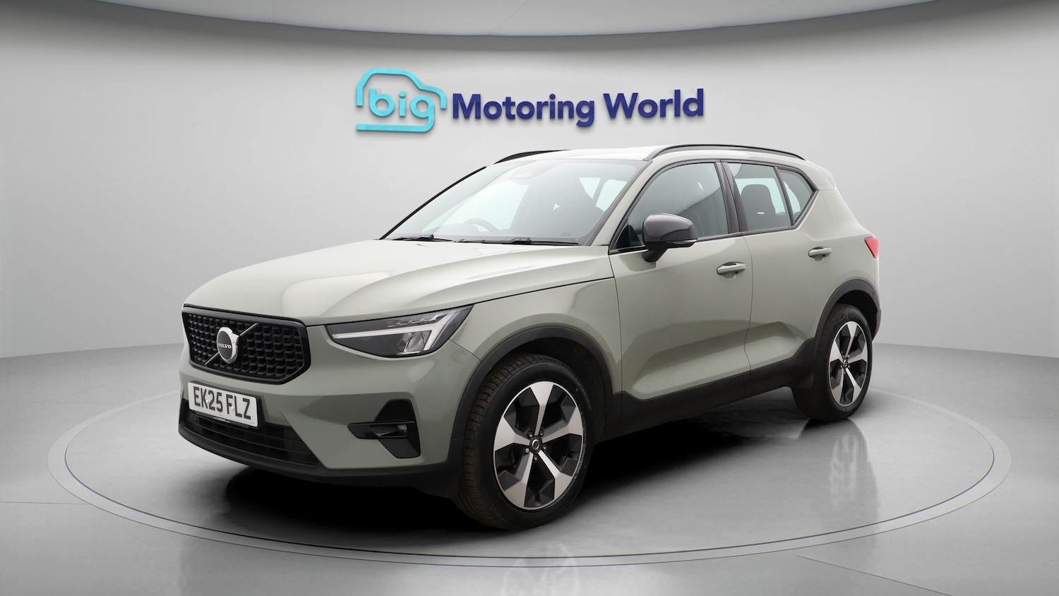 Used Volvo XC40 2025 for sale - 77669123: Photo 3