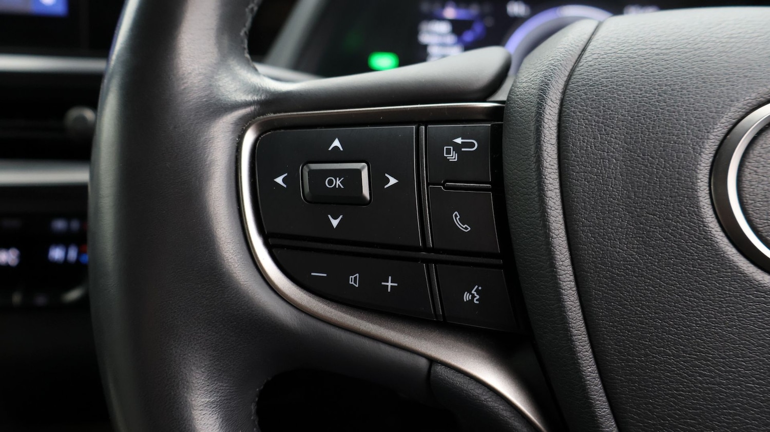 Used Lexus UX 2022 for sale - 77392175: Photo 25