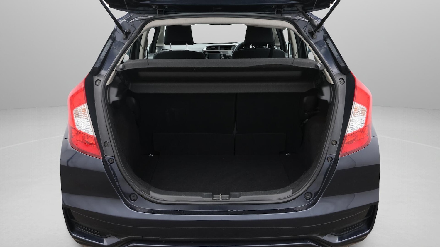 Used Honda Jazz 2019 for sale - 76485834: Photo 17