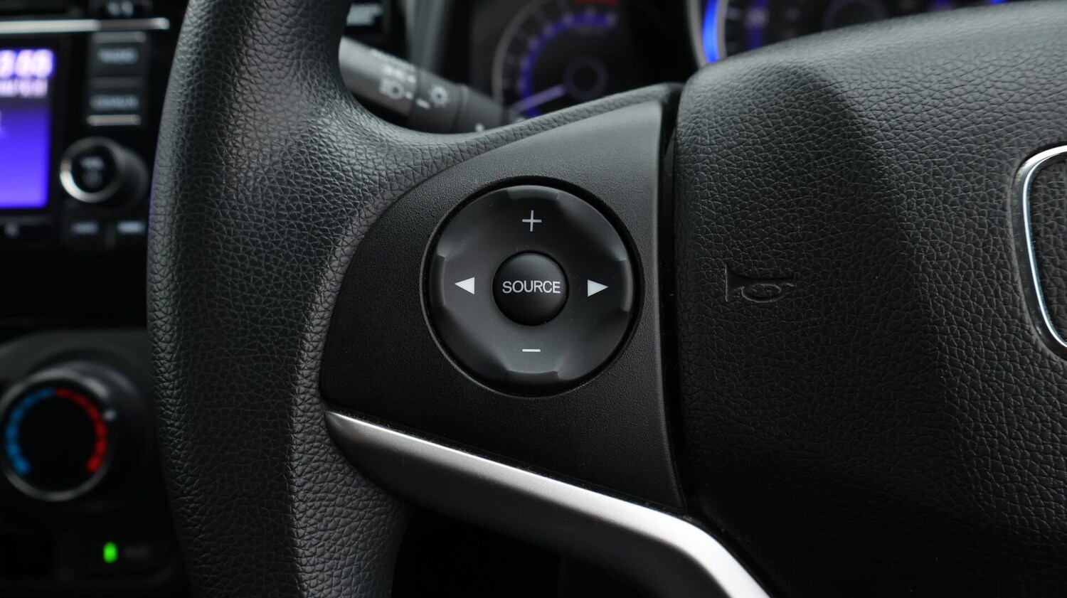 Used Honda Jazz 2019 for sale - 76485834: Photo 23