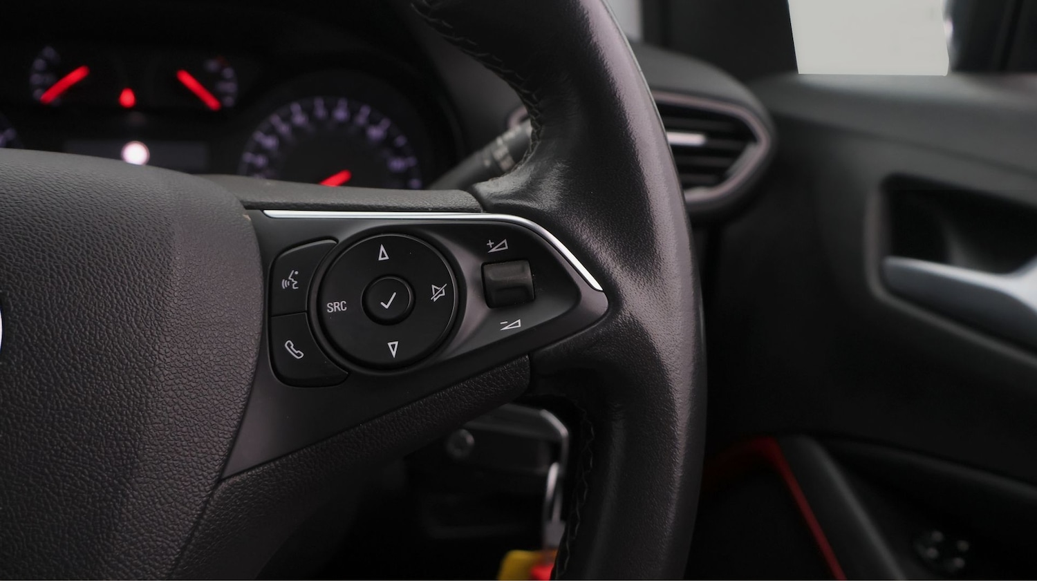 Used Vauxhall Crossland 2021 for sale - 77602083: Photo 22