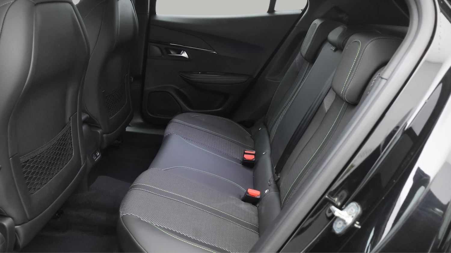 Used Peugeot 2008 2023 for sale - 76001892: Photo 25