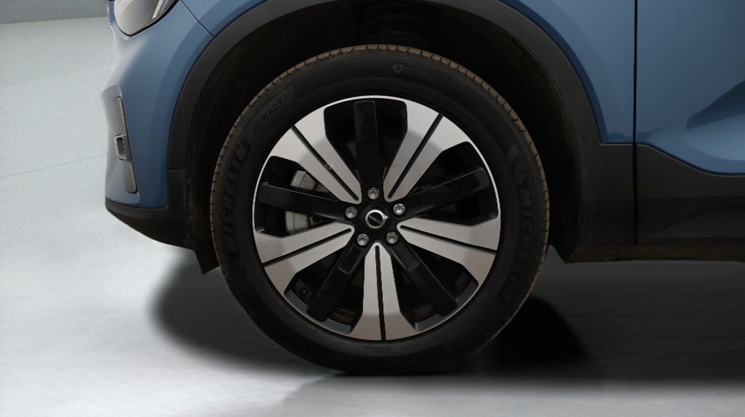 Used Volvo XC40 2023 for sale - 77760384: Photo 18