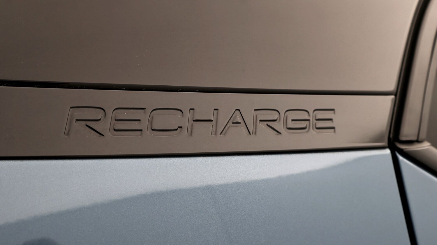 Used Volvo XC40 2023 for sale - 77760384: Photo 24