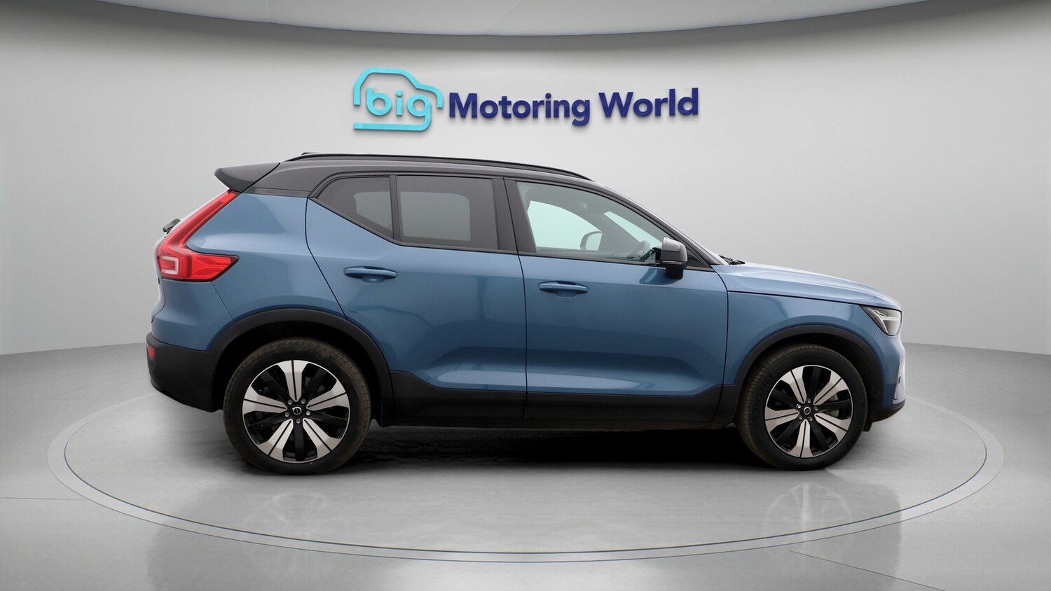 Used Volvo XC40 2023 for sale - 77760384: Photo 8