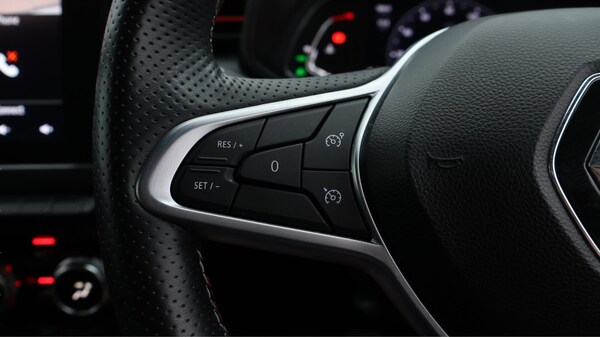 Used Renault Clio 2022 for sale - 75551656: Photo 25