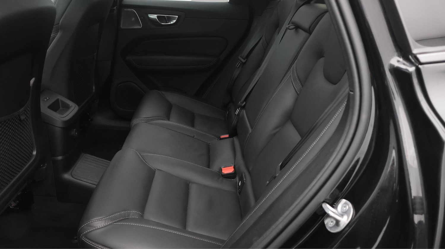 Used Volvo XC60 2024 for sale - 76688509: Photo 17