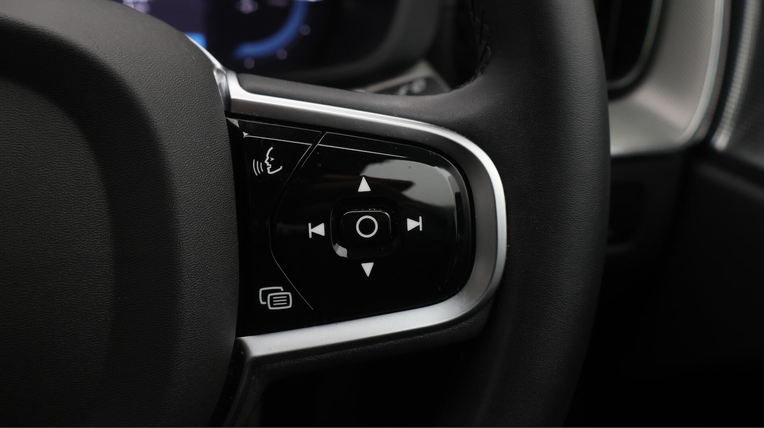 Used Volvo XC60 2024 for sale - 76688509: Photo 27