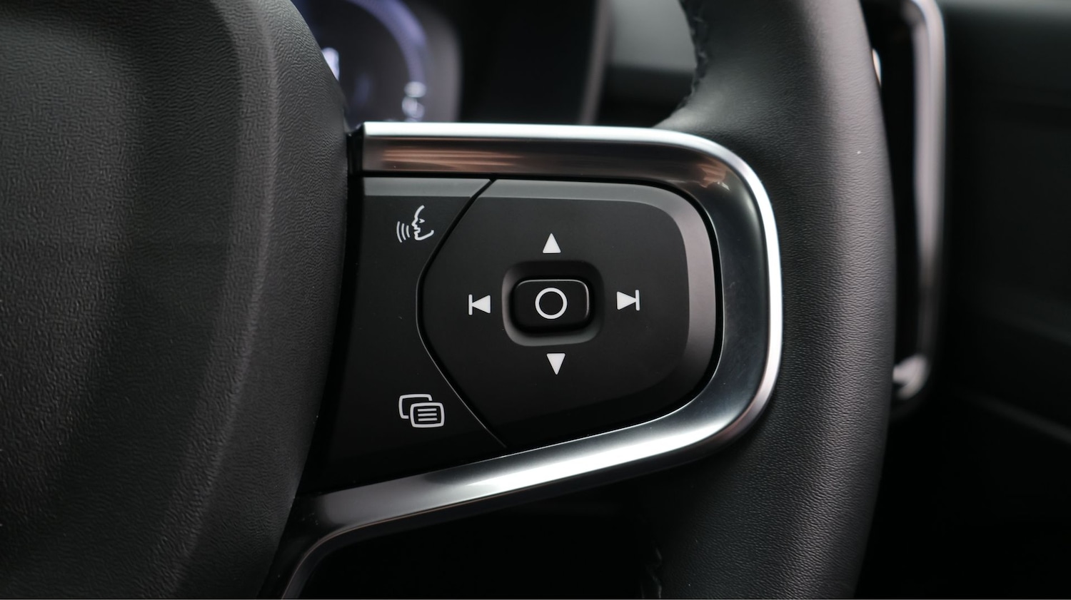 Used Volvo XC40 2022 for sale - 77759603: Photo 25