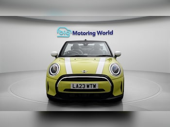 Used MINI Convertible 2023 for sale - 79066925: Photo