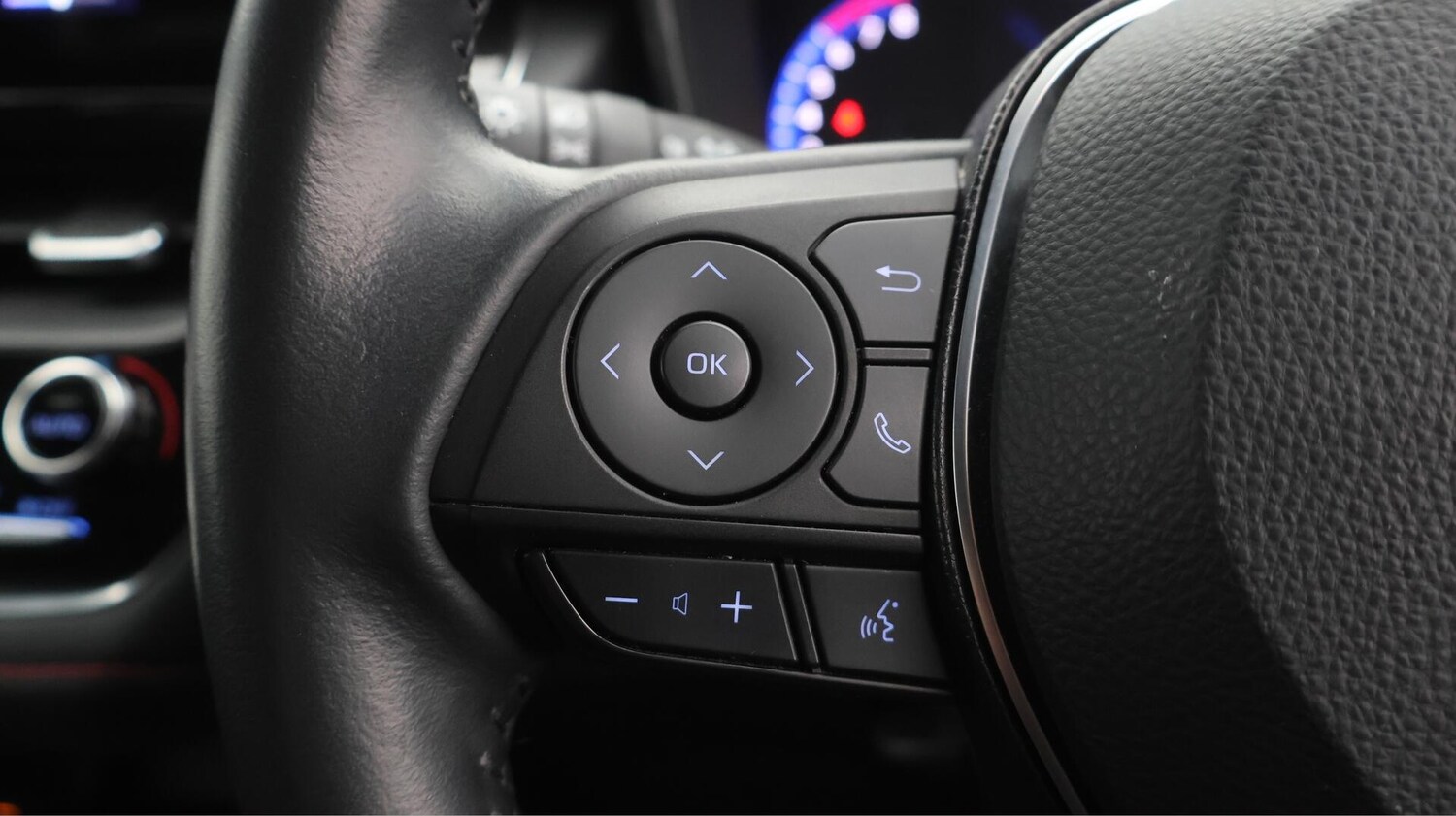 Used Toyota Corolla for sale - 76728405: Photo 24