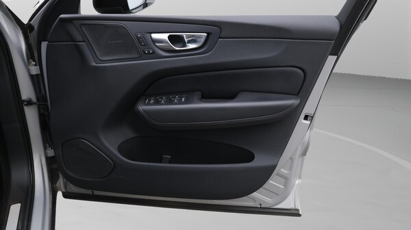 Used Volvo XC60 2022 for sale - 76326844: Photo 16