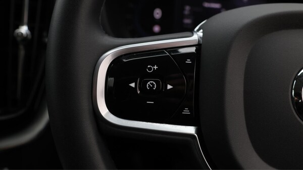 Used Volvo XC60 2022 for sale - 76326844: Photo 23
