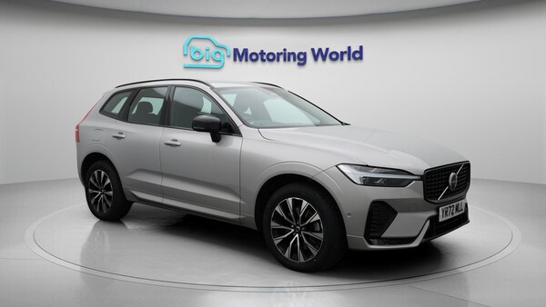 Used Volvo XC60 2022 for sale - 76326844: Photo 2