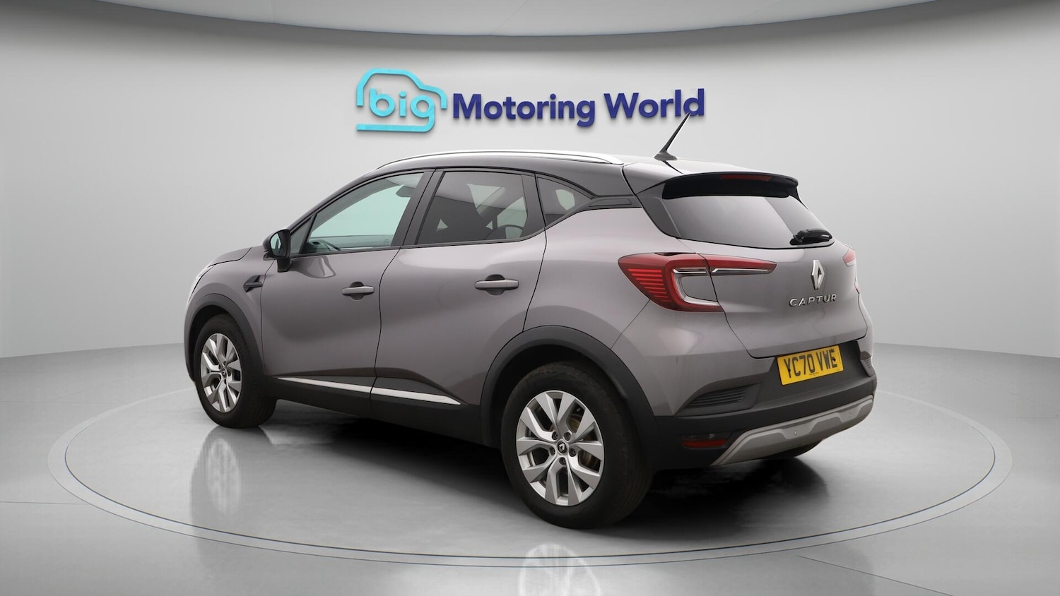 Used Renault Captur for sale - 76472650: Photo 6