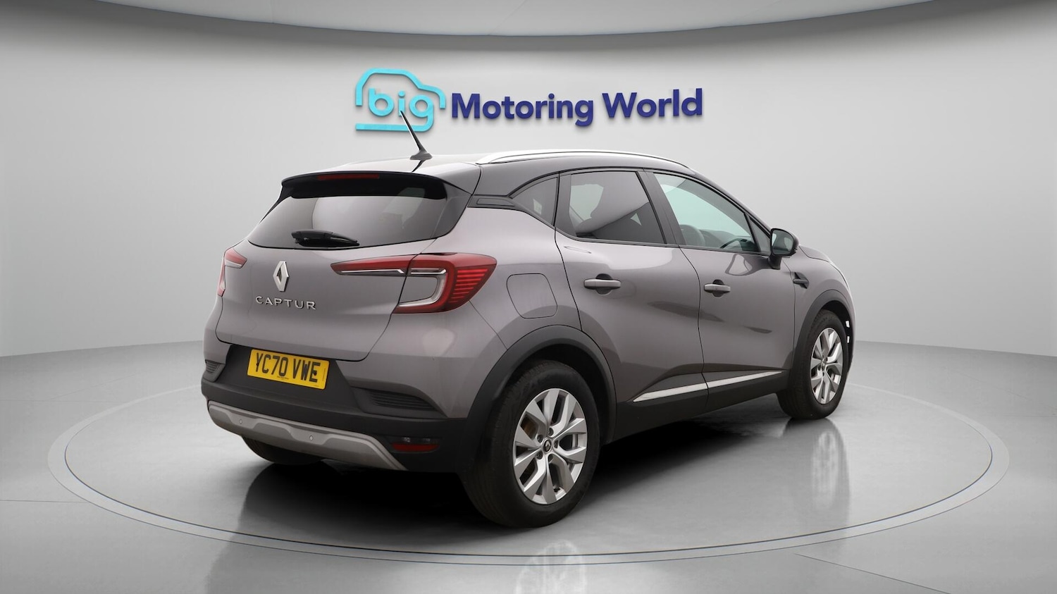 Used Renault Captur for sale - 76472650: Photo 8