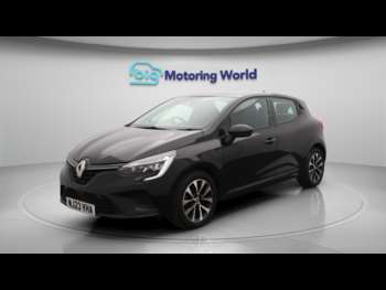 Used Renault Clio 2023 for sale - 74945052: Photo