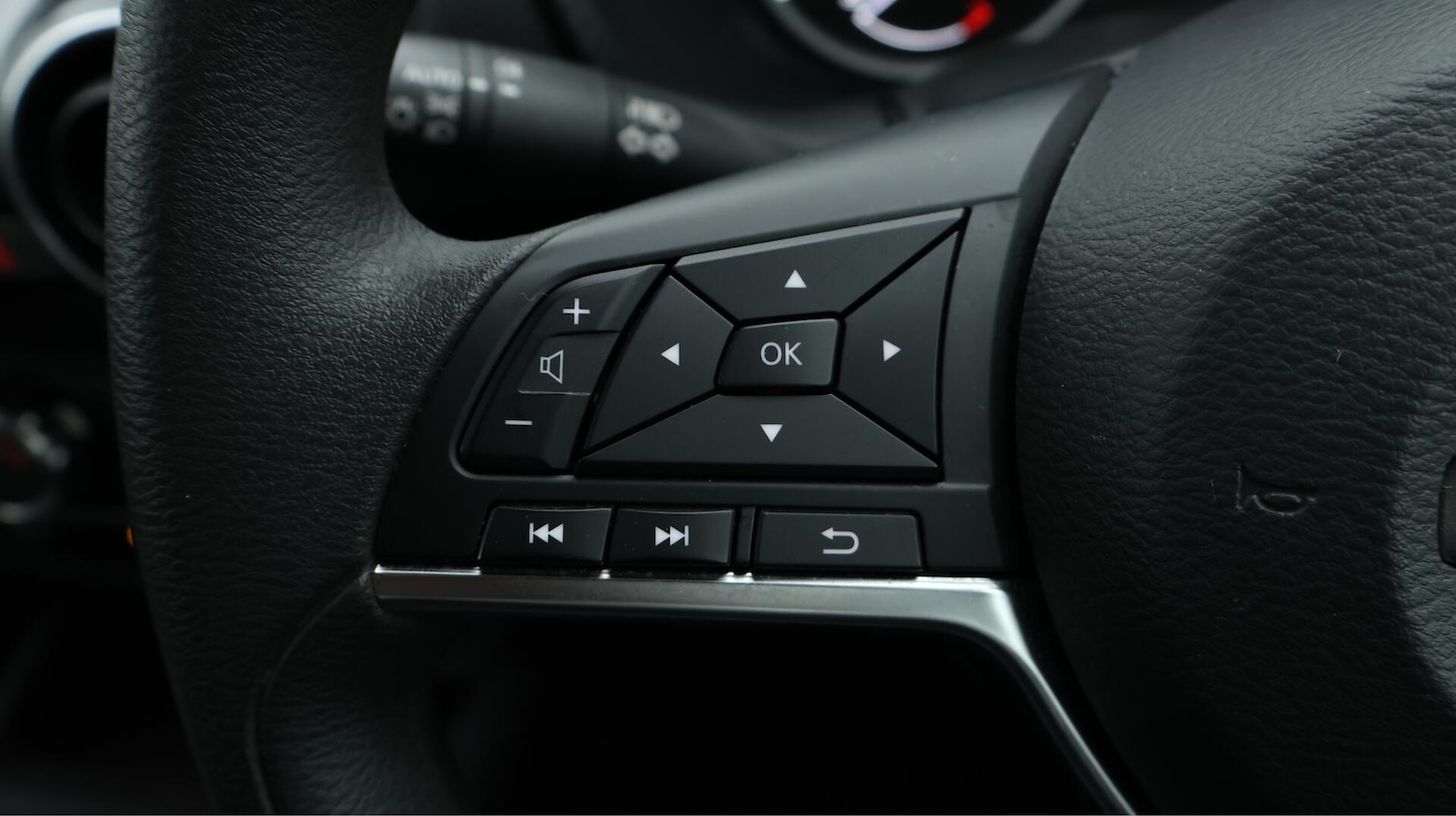 Used Nissan Juke 2023 for sale - 76122775: Photo 23