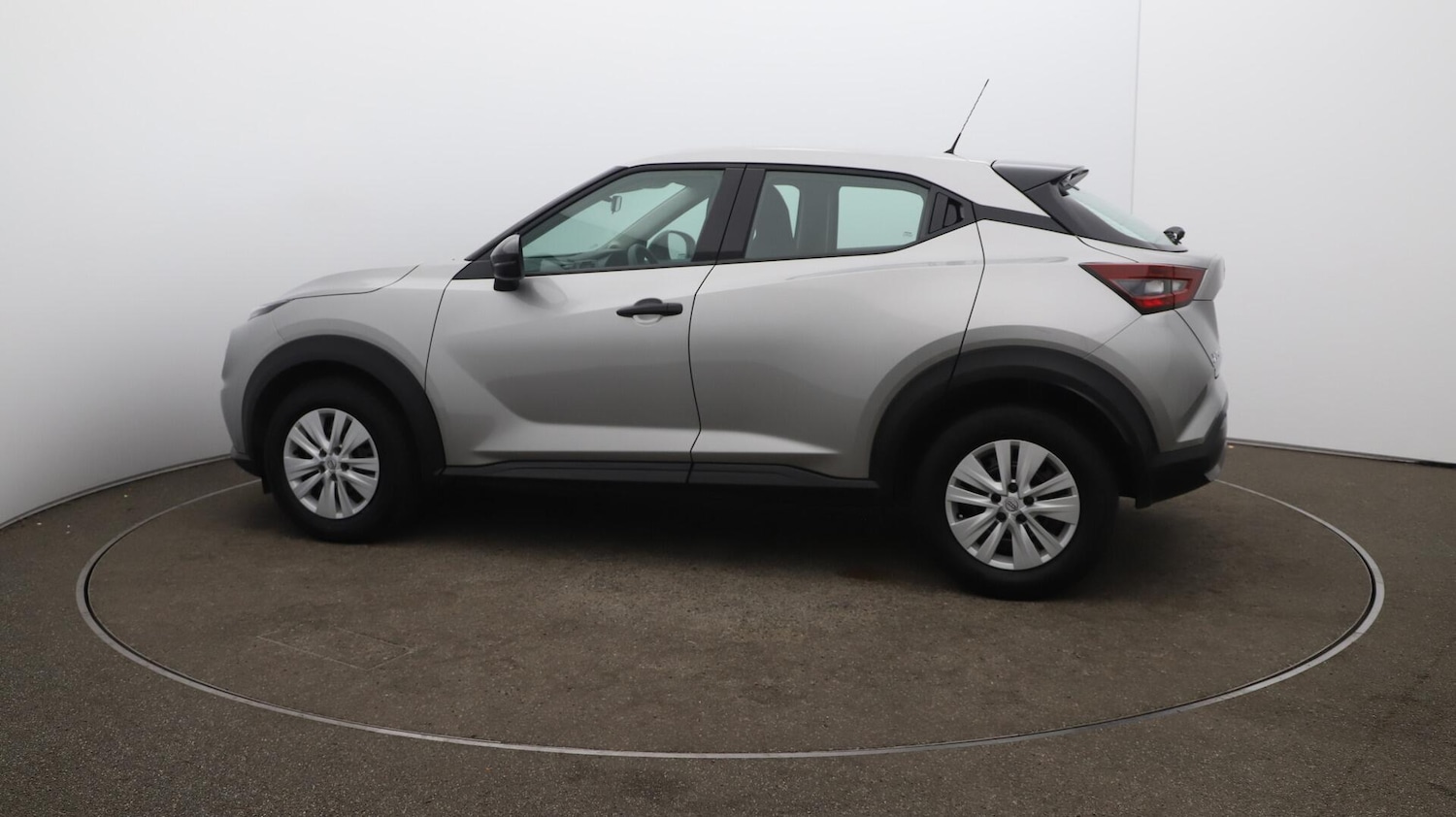 Used Nissan Juke 2023 for sale - 76122775: Photo 56