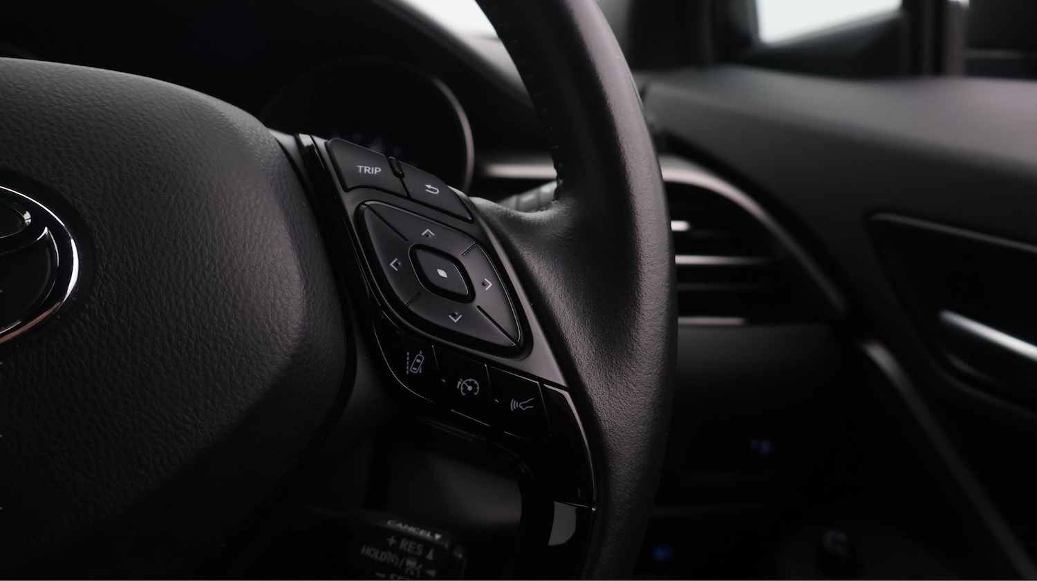 Used Toyota C-HR 2022 for sale - 77530517: Photo 24