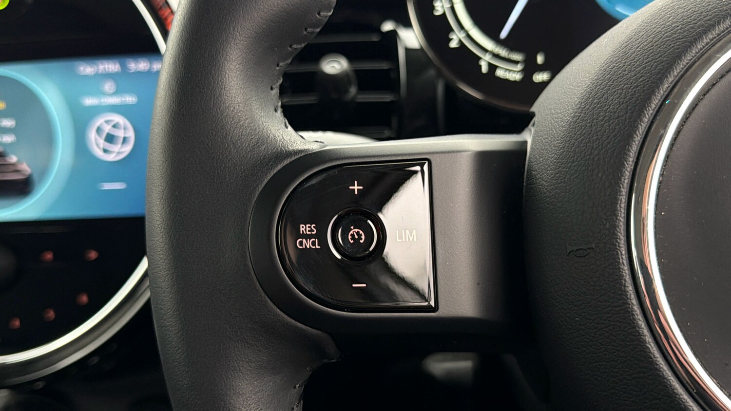 Used MINI Hatch 2023 for sale - 78162311: Photo 23