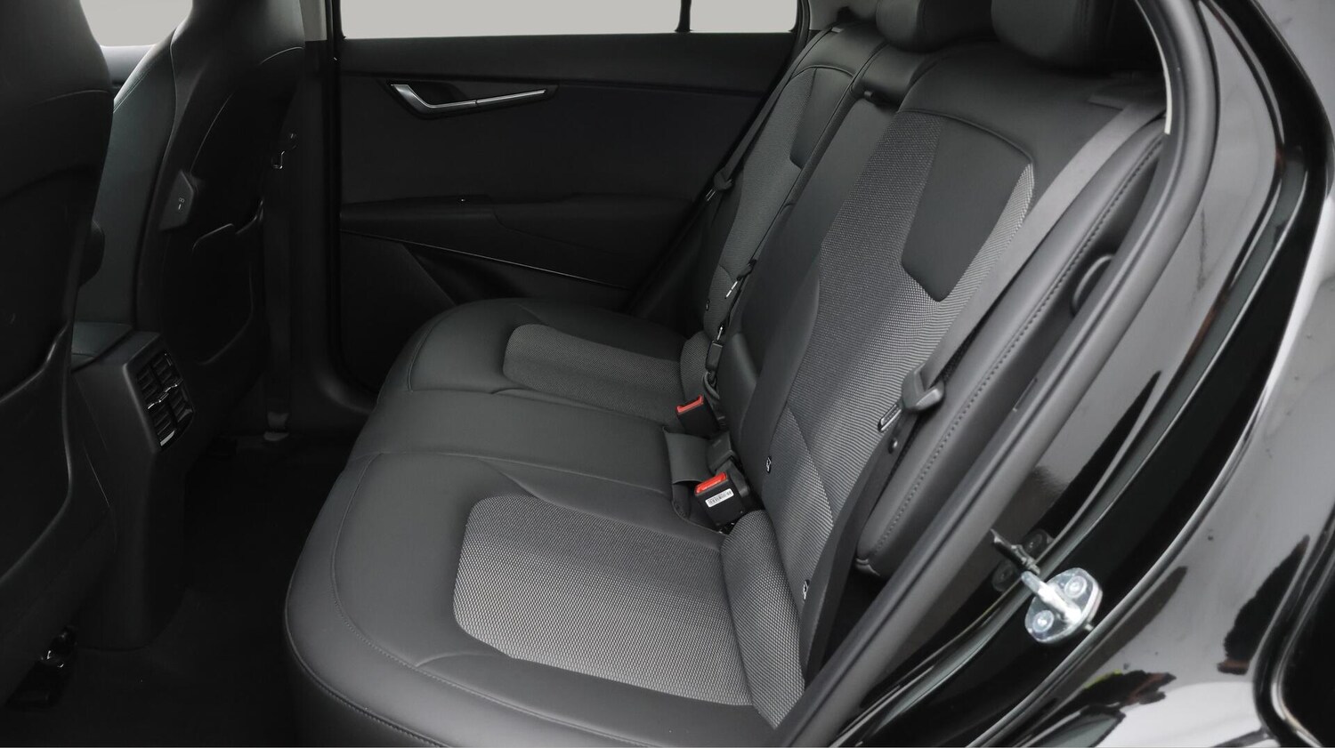 Used Kia Niro 2023 for sale - 76644667: Photo 17