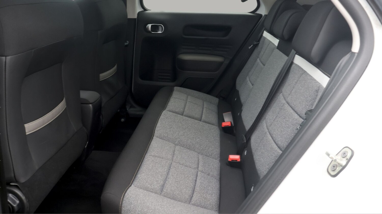 Used Citroen C4 Cactus for sale - 77365511: Photo 16