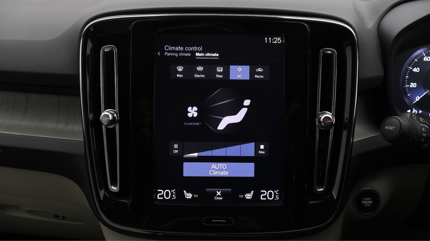 Used Volvo XC40 2020 for sale - 77461909: Photo 12