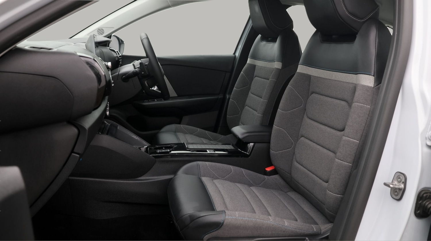 Used Citroen C4 X 2024 for sale - 77692387: Photo 14