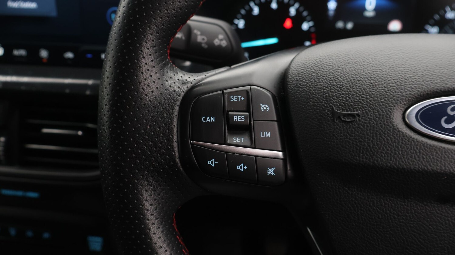 Used Ford Focus 2023 for sale - 77245385: Photo 24