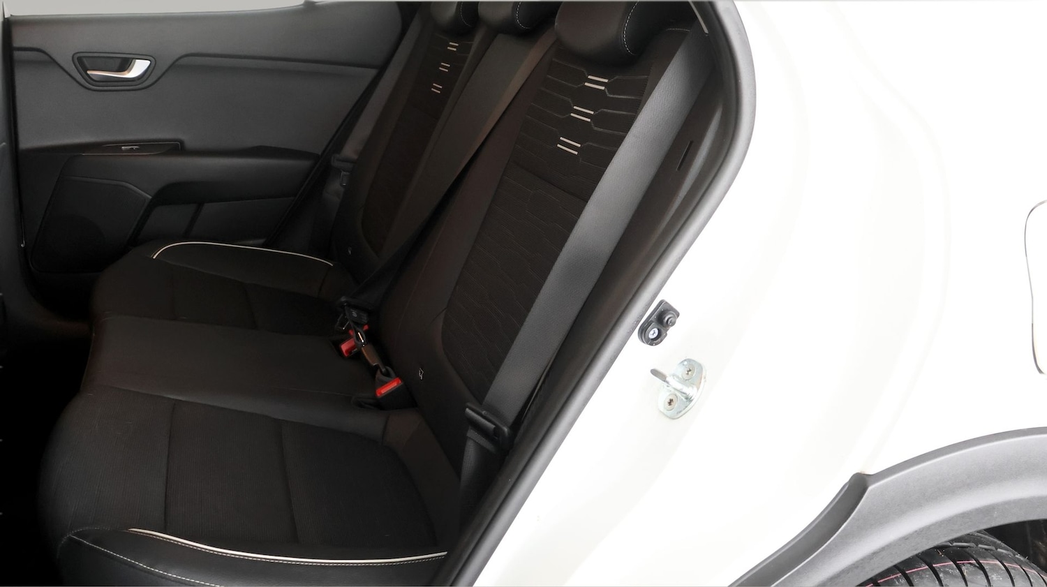 Used Kia Stonic 2021 for sale - 77675510: Photo 16