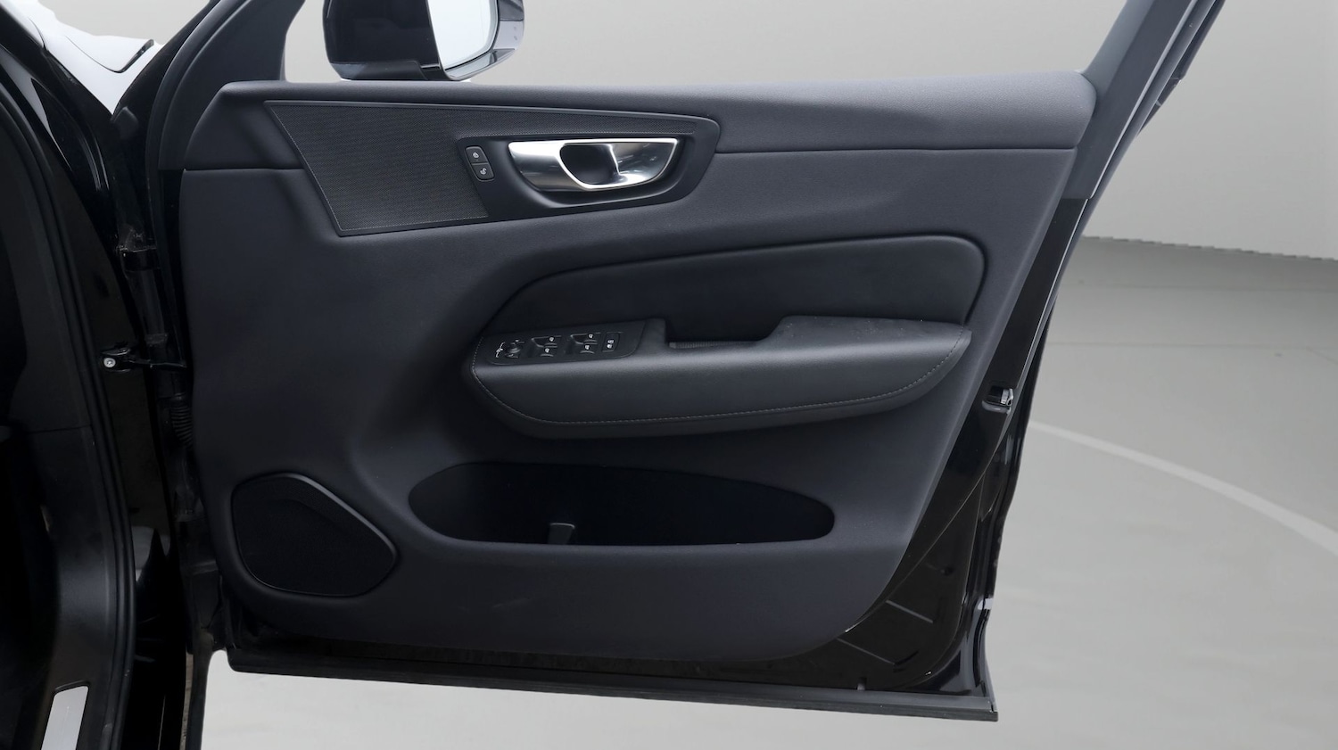 Used Volvo XC60 2023 for sale - 77410765: Photo 15