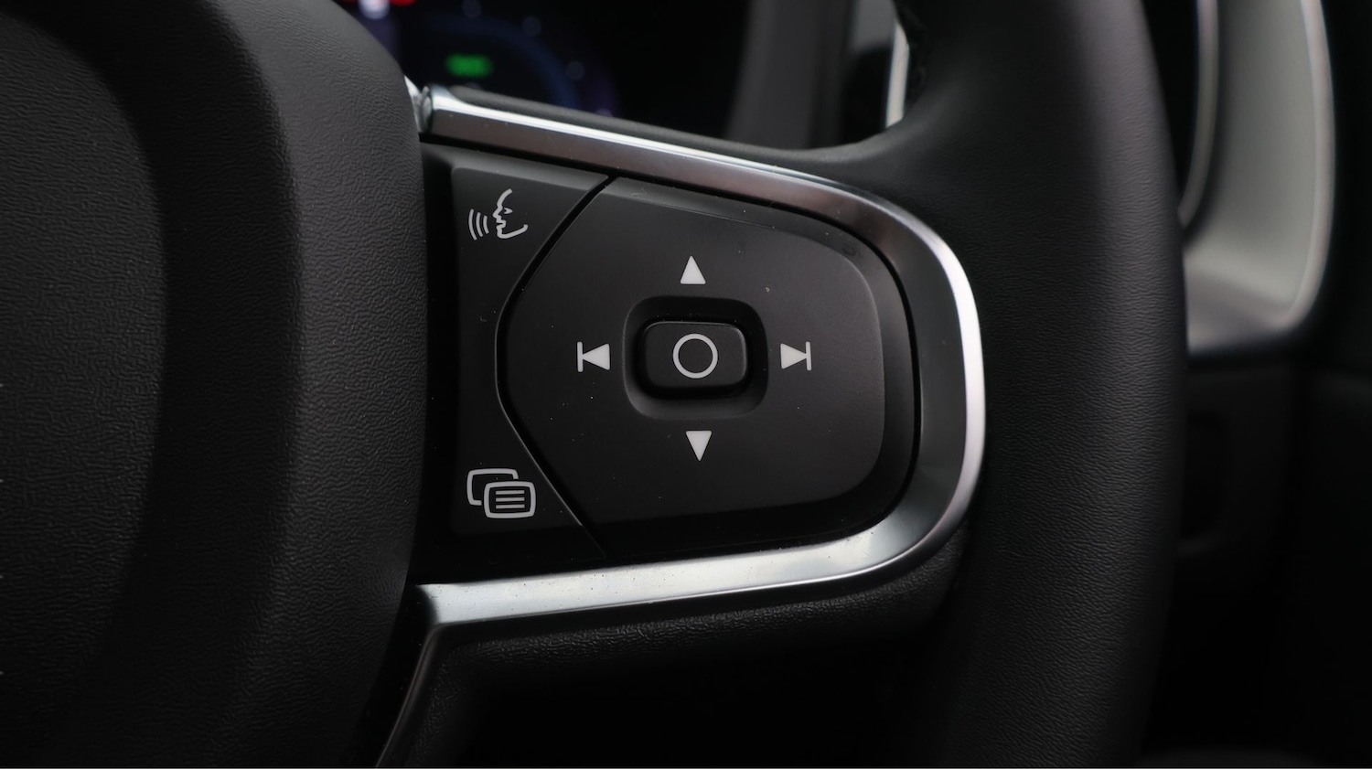 Used Volvo XC60 2023 for sale - 77410765: Photo 24