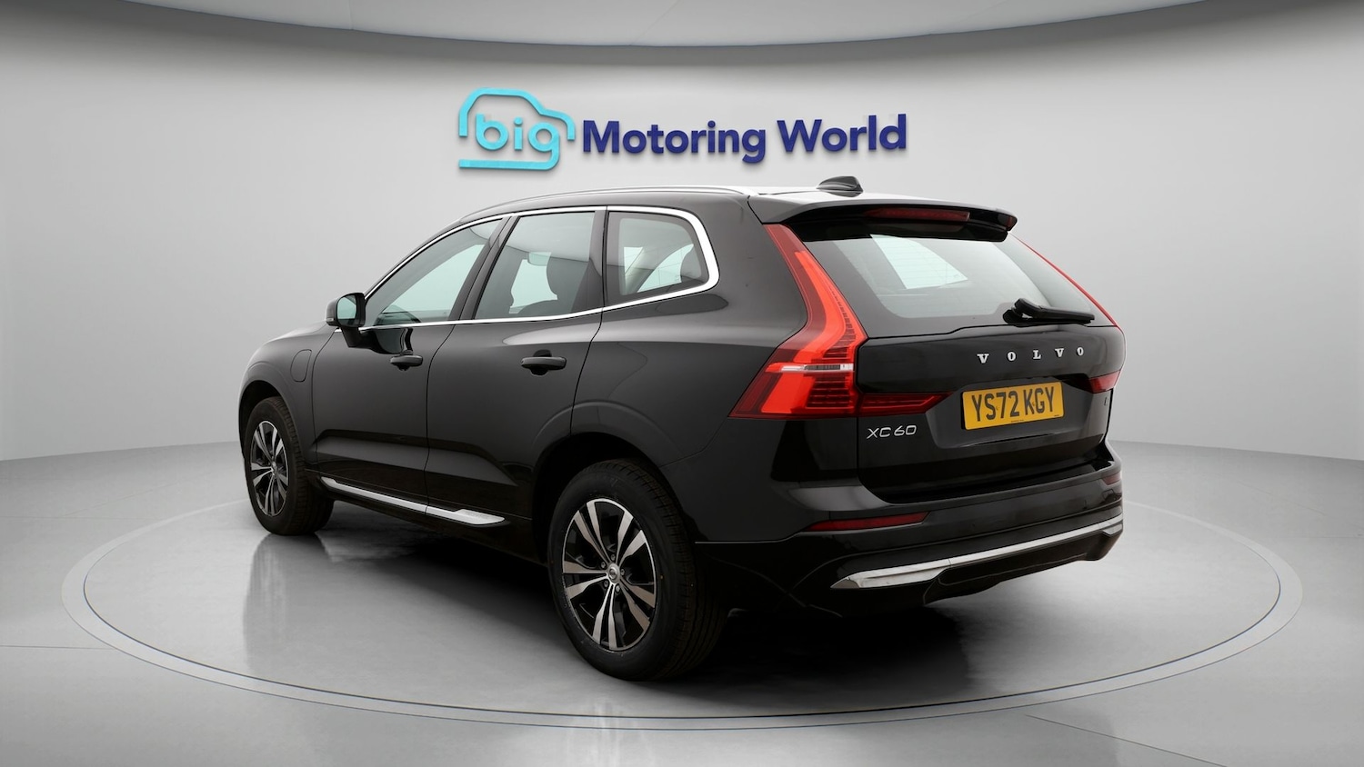 Used Volvo XC60 2023 for sale - 77410765: Photo 5
