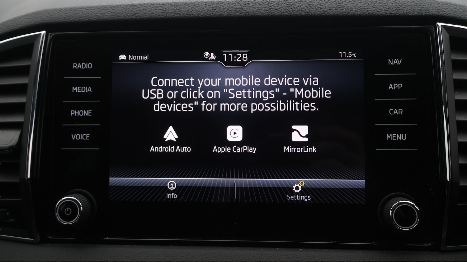 Used Skoda Karoq 2024 for sale - 77350259: Photo 23