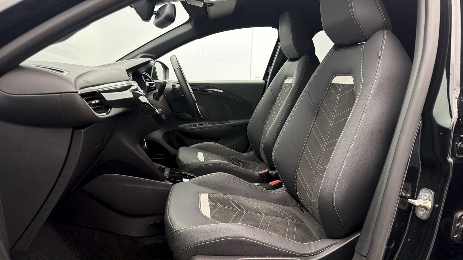 Used Vauxhall Corsa 2023 for sale - 77931880: Photo 13