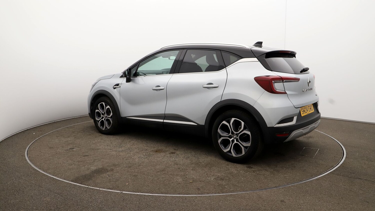 Used Renault Captur for sale - 76811129: Photo 27