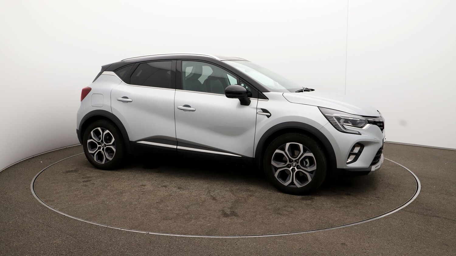 Used Renault Captur for sale - 76811129: Photo 38