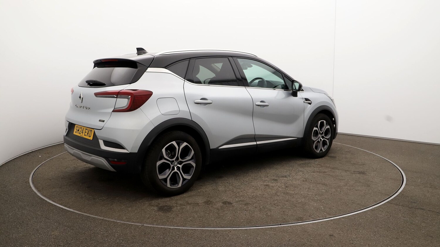 Used Renault Captur for sale - 76811129: Photo 45