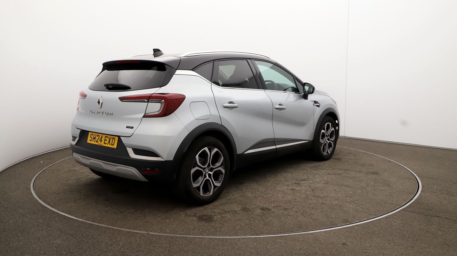 Used Renault Captur for sale - 76811129: Photo 46