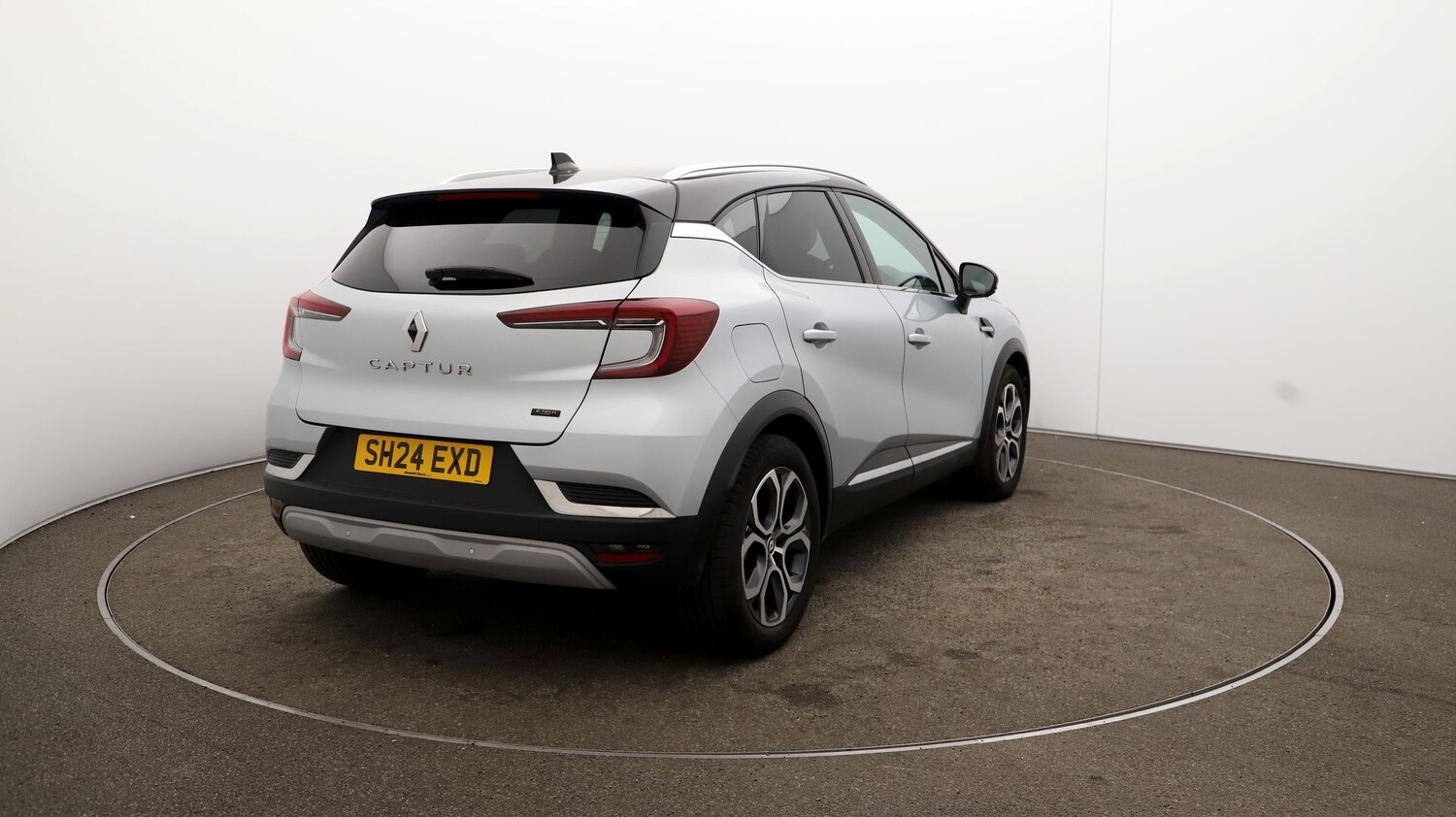 Used Renault Captur for sale - 76811129: Photo 47