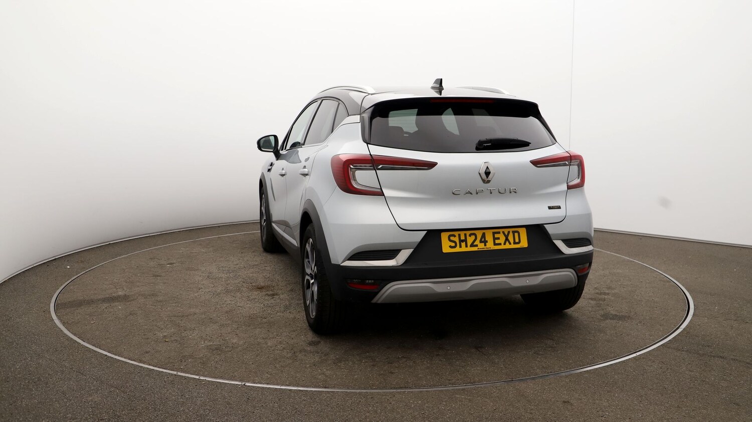 Used Renault Captur for sale - 76811129: Photo 52