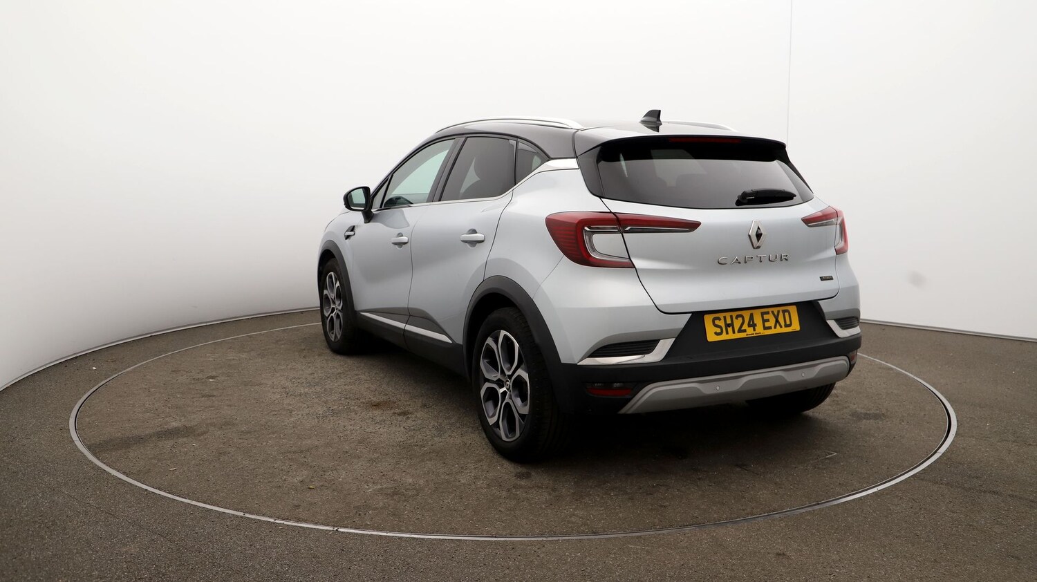 Used Renault Captur for sale - 76811129: Photo 53