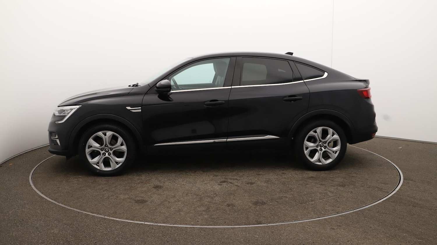 Used Renault Arkana 2023 for sale - 75809417: Photo 65