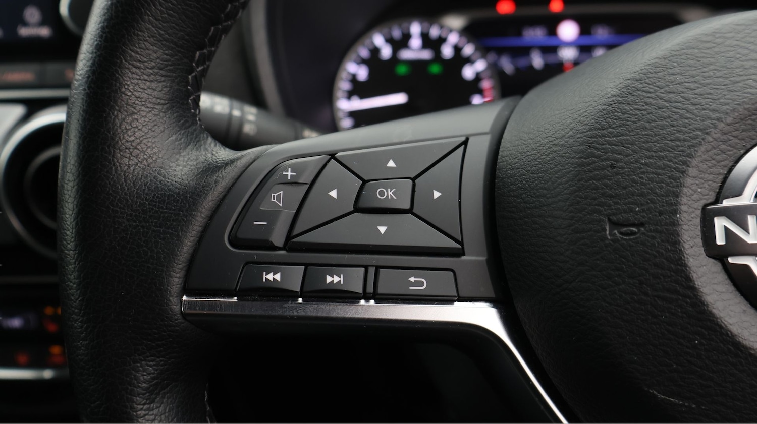 Used Nissan Juke 2023 for sale - 77354188: Photo 24