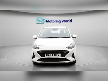 Used Hyundai i10 2024 for sale - 77747515: Photo